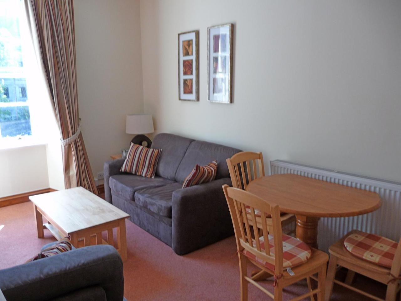 Skene Terrace Apartments Aberdeen Extérieur photo